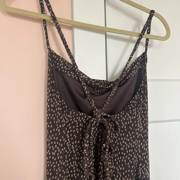 Kirious Los Angeles spaghetti strap brown/ tan dress midi length - Picture 5 of 8